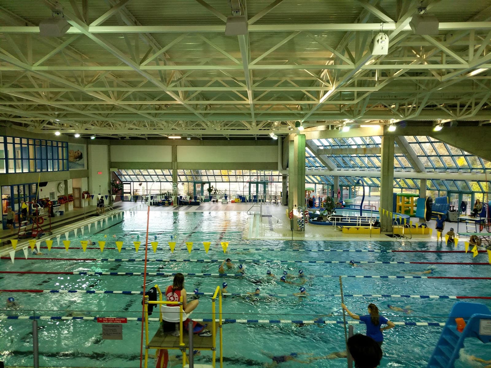 Jacques Dupuis Aquatic Center — Repentigny