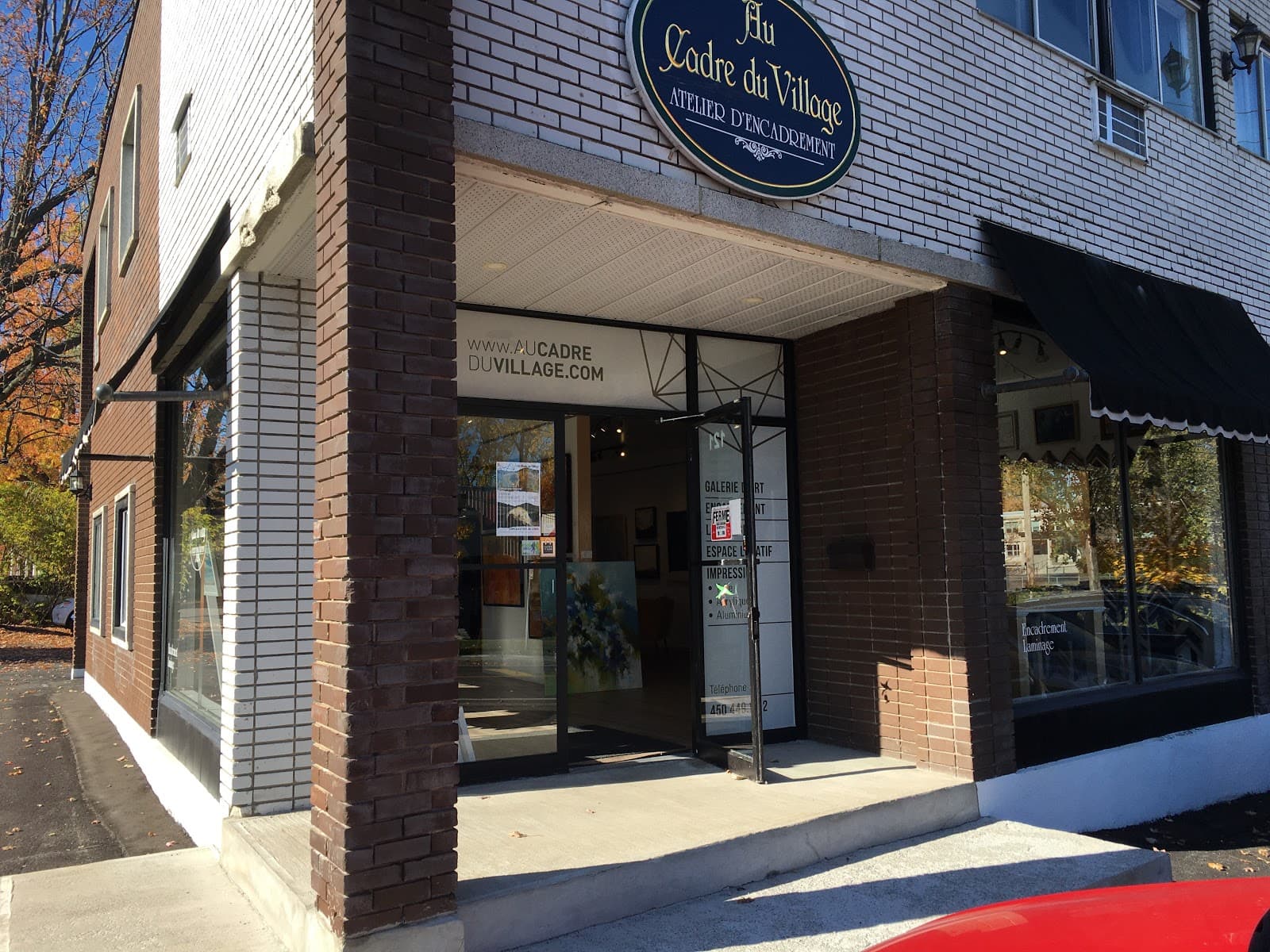 Au Cadre Du Village — Boucherville