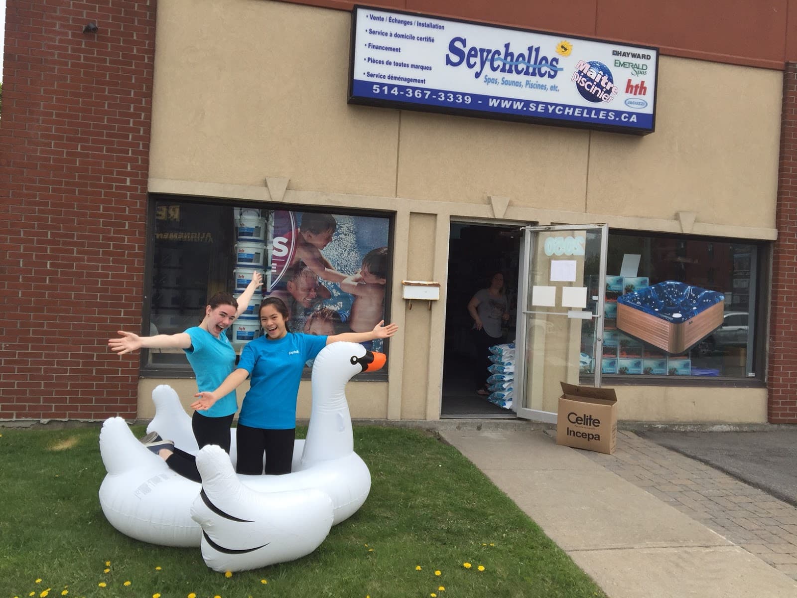Piscines (Pools) et Spas Seychelles — Montréal