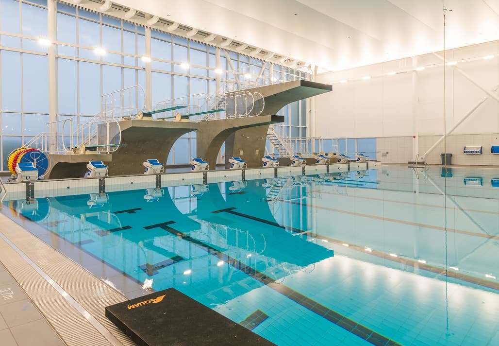 Complexe aquatique de Brossard — Brossard