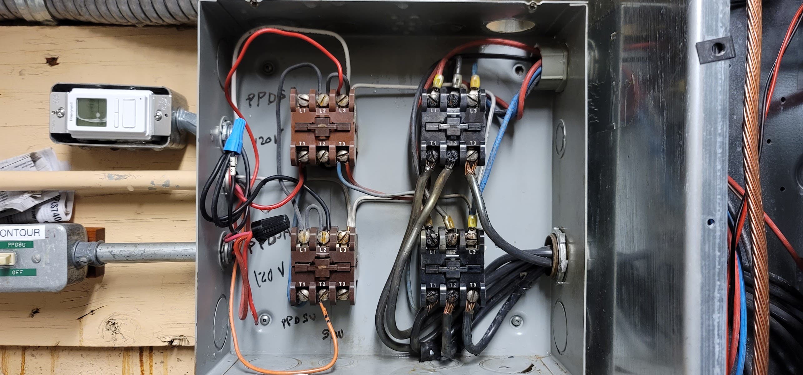 Inter-Cité Élèctrique — électricien à Brossard