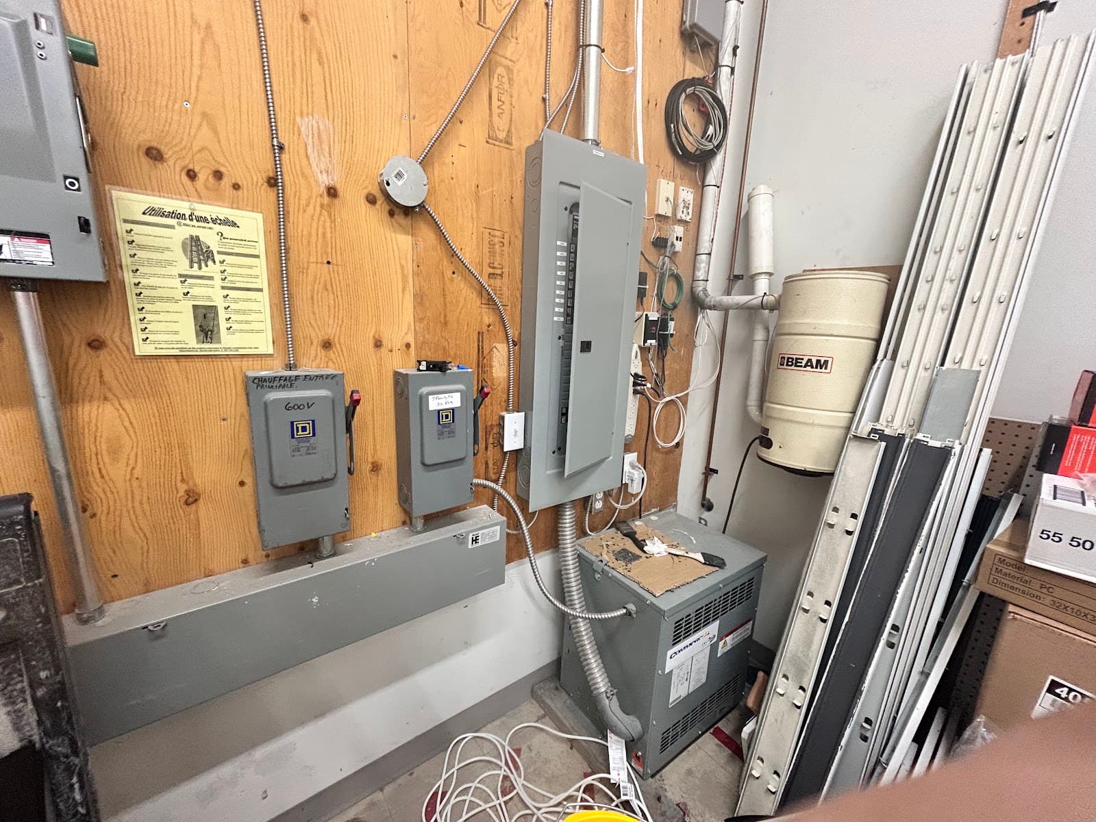 RAD CONTRACTOR INC. electrician — Gatineau