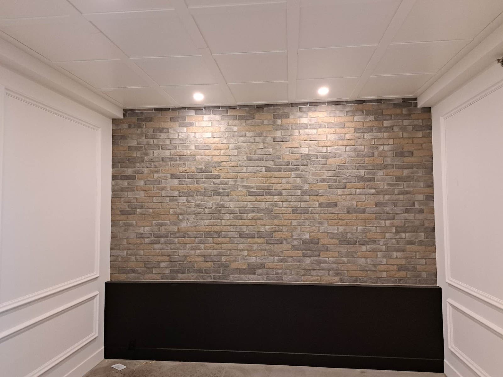 Construction MYB — Mirabel