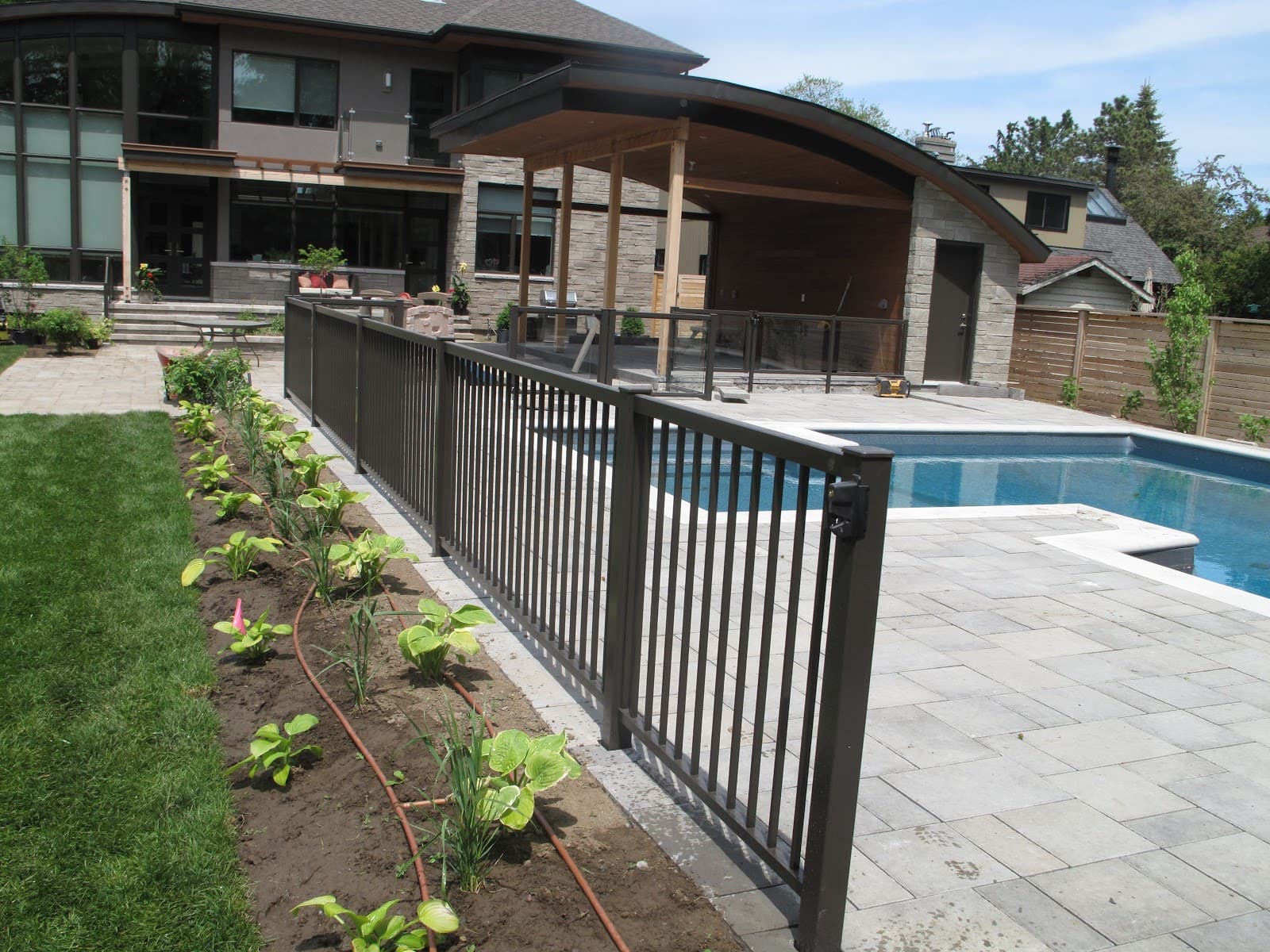 Les Rampes en aluminium MIRIK — Gatineau