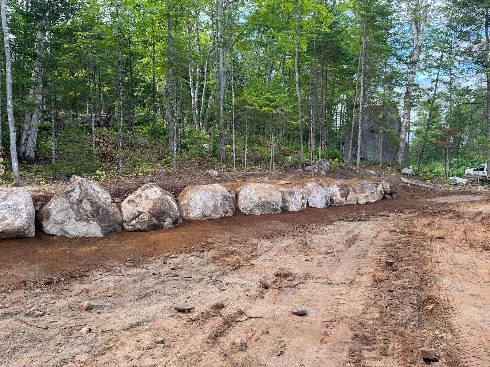 Mini Excavation Bel-Job Inc. — Repentigny