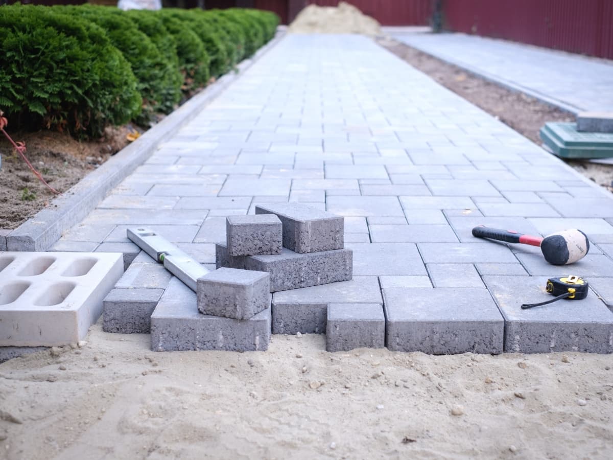 Pavé MÉGA — Couronne Nord (Montréal)