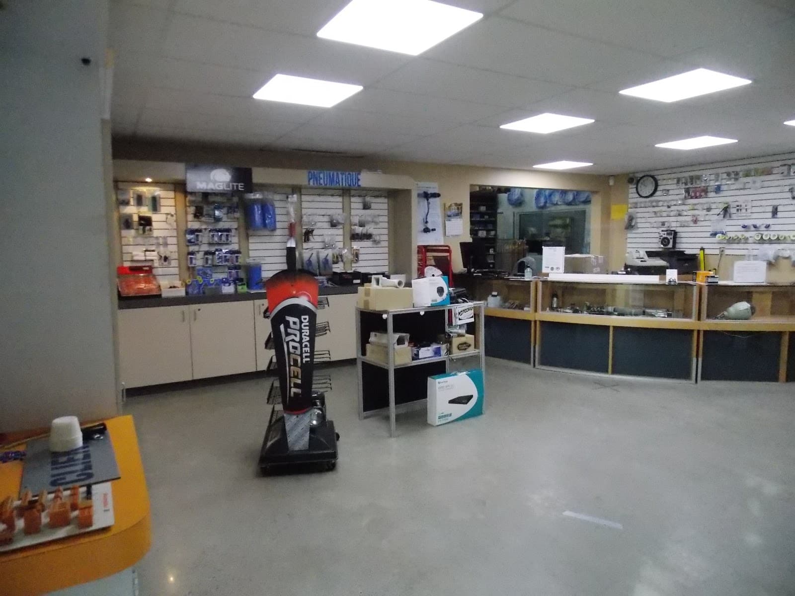 Electromag - Graybar (Sherbrooke) — Sherbrooke