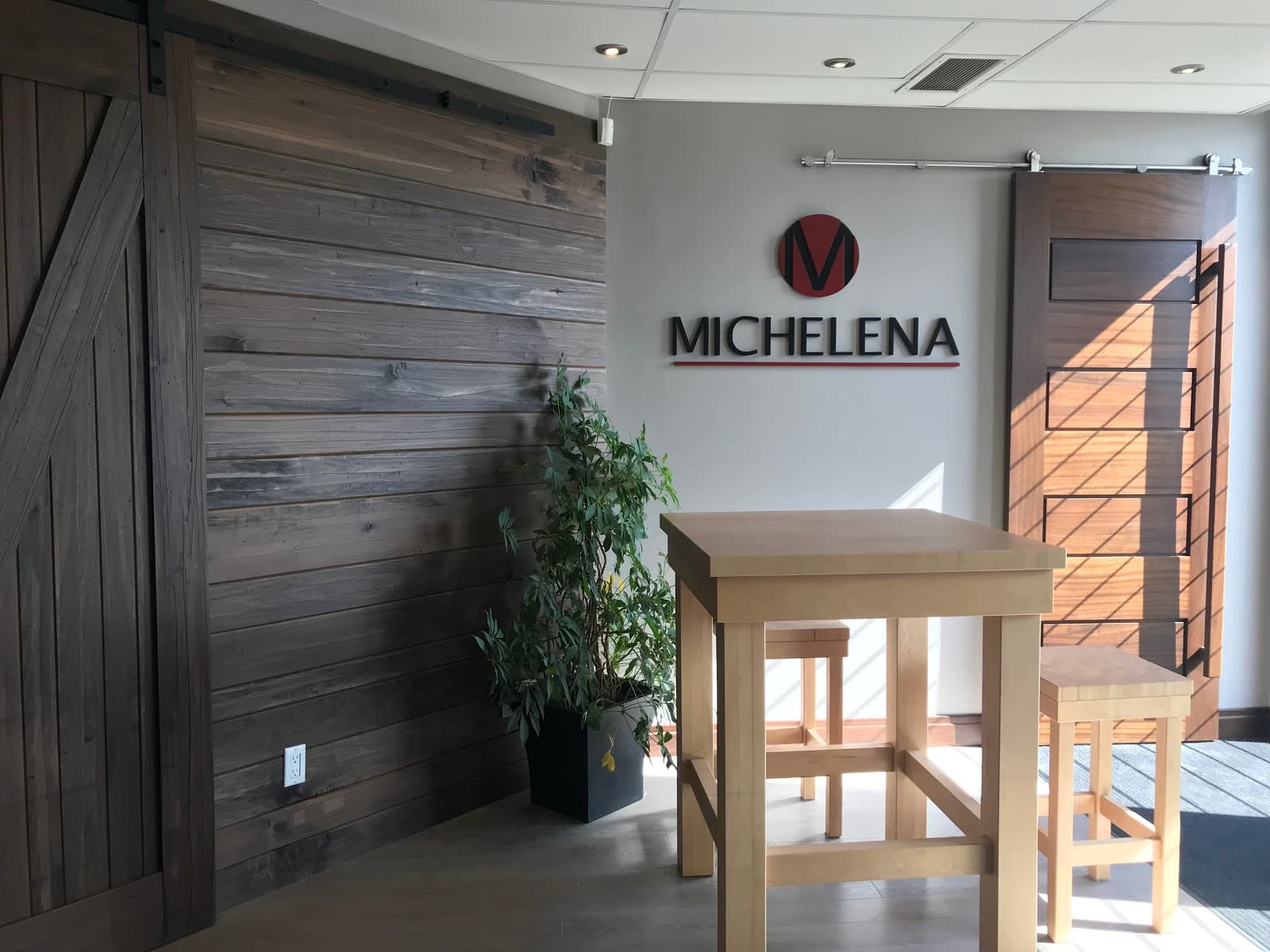 Michelena : Portes de Bois Architecturales / Architectural Wood Doors — Saint-Eustache