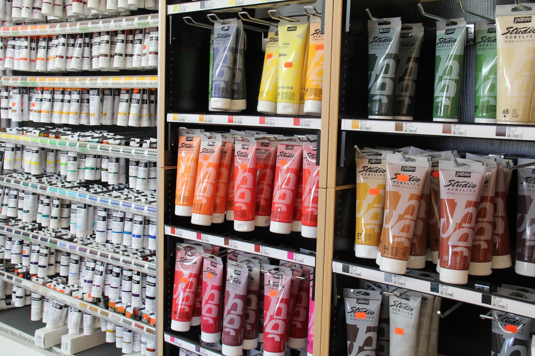 Encadrements Du Cap Inc(Les) — peintre dans Charlevoix