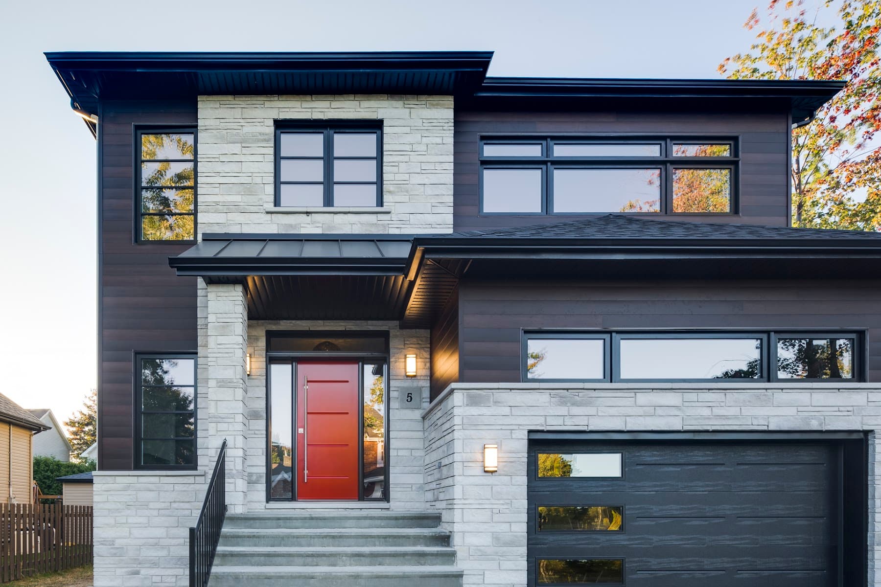 Fenplast - St-Hilaire | Mont-Saint-Hilaire (anciennement Portes et fenêtres Lamoureux) — Rive-Sud (Montréal)