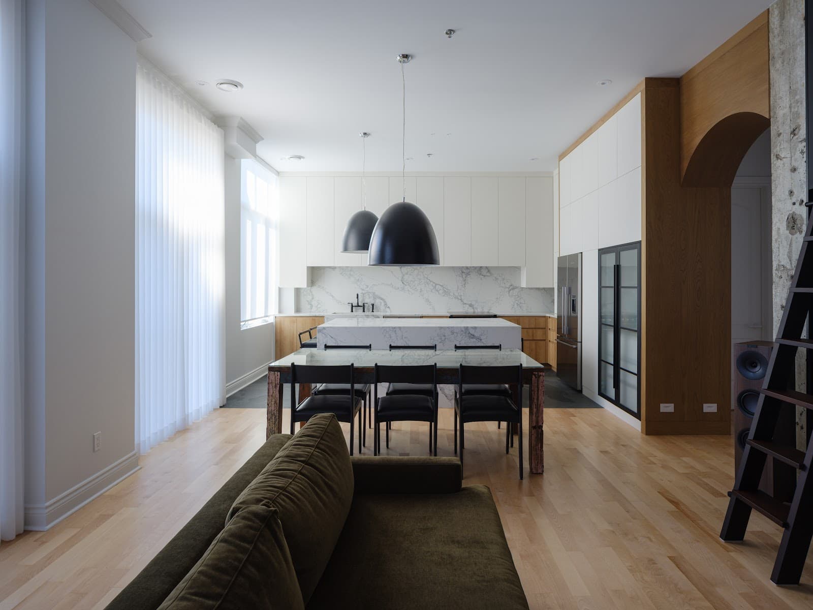 Reeves Richard Designers — Longueuil