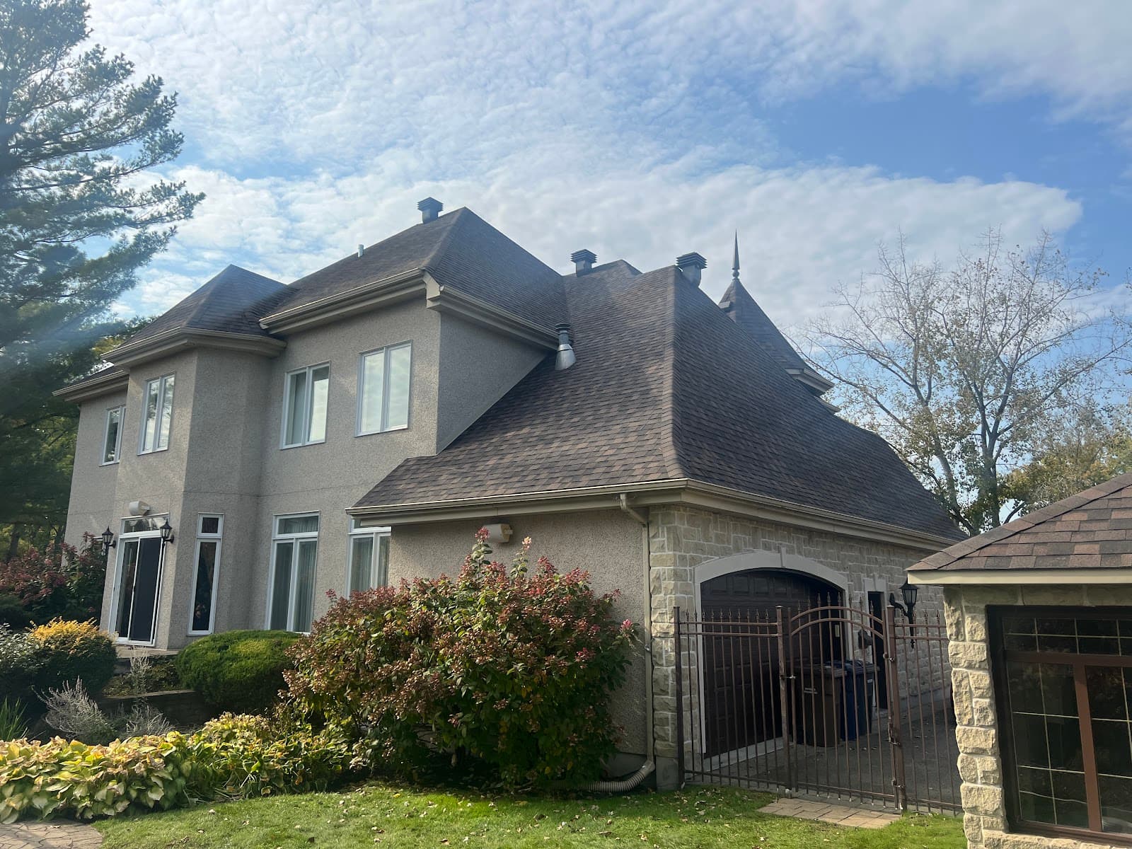 Toiture Max Grenier — couvreur sur la Couronne Nord (Montréal)