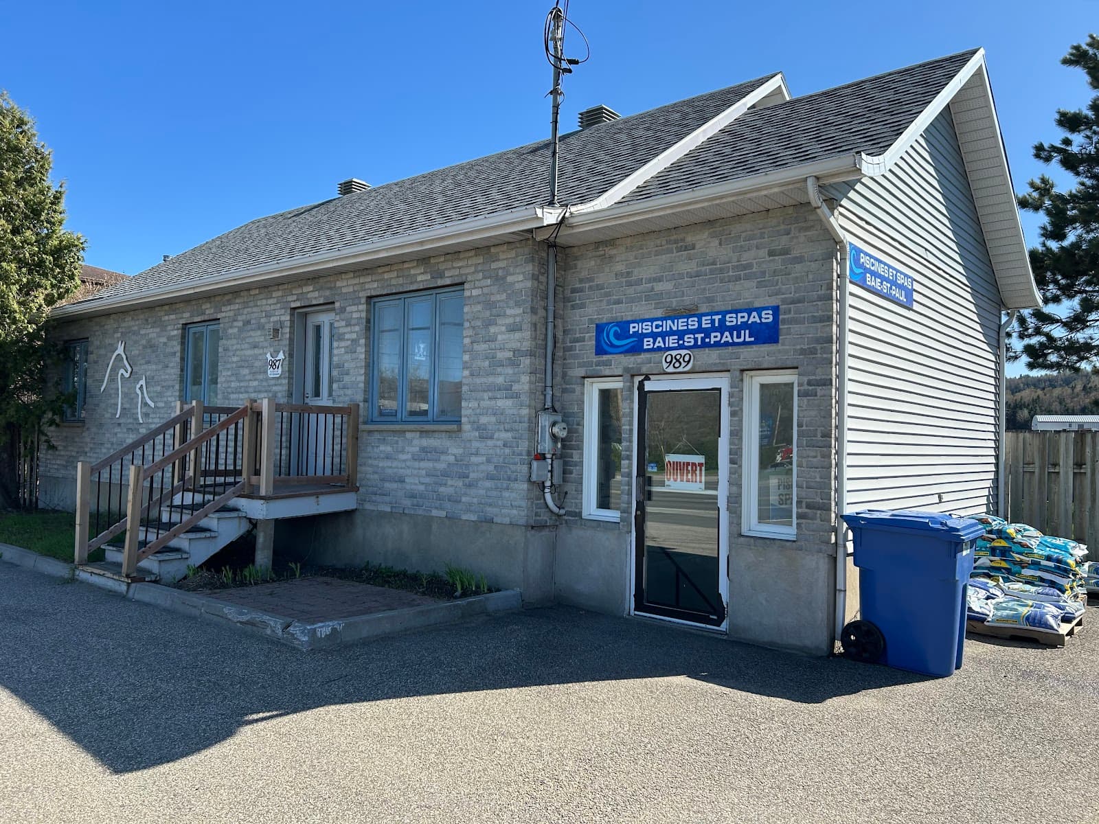 Piscines et Spas Baie St-Paul Inc. — Charlevoix