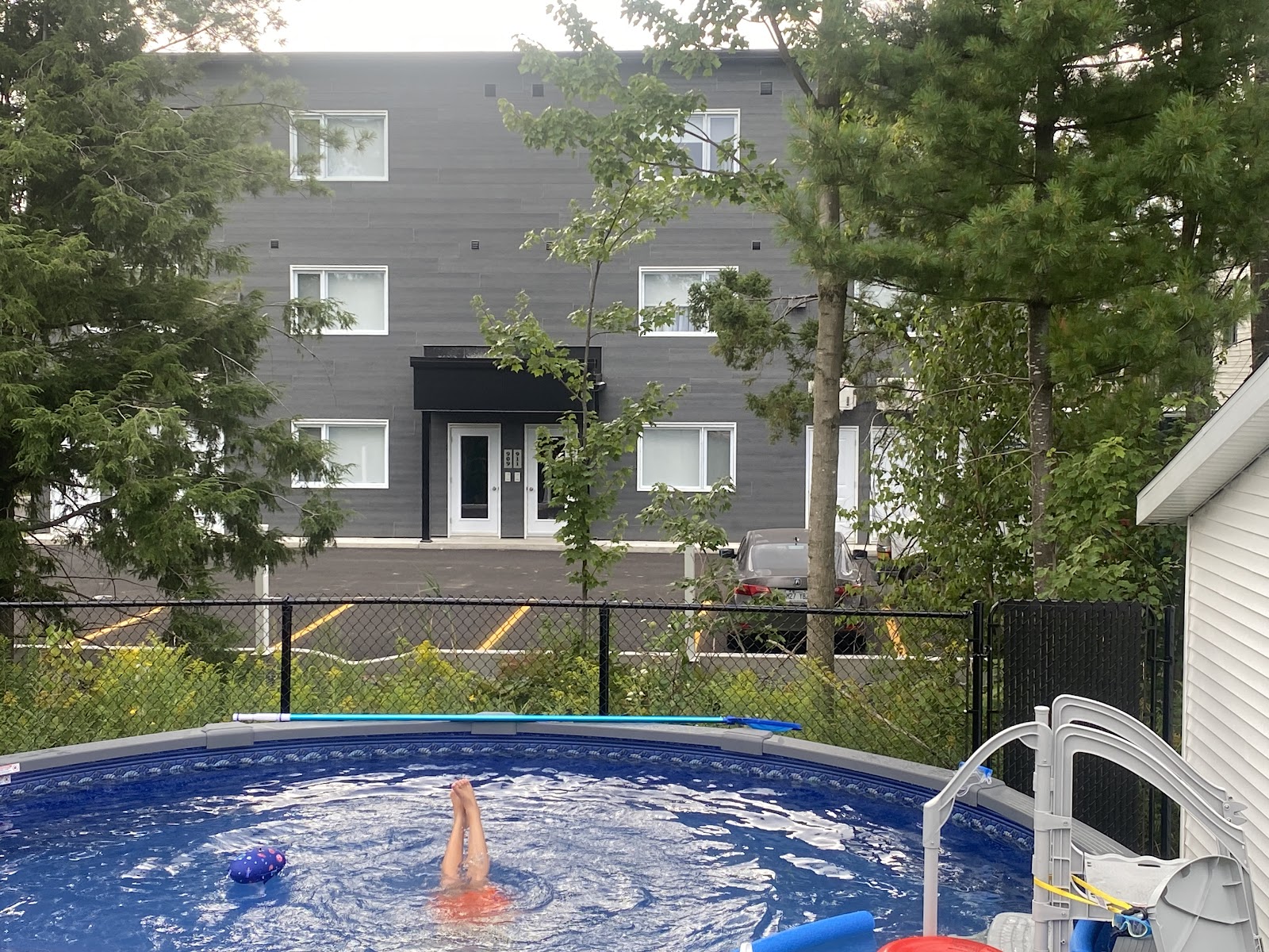 Clôtures 10 Visions — Spécialiste en clôtures à Drummondville