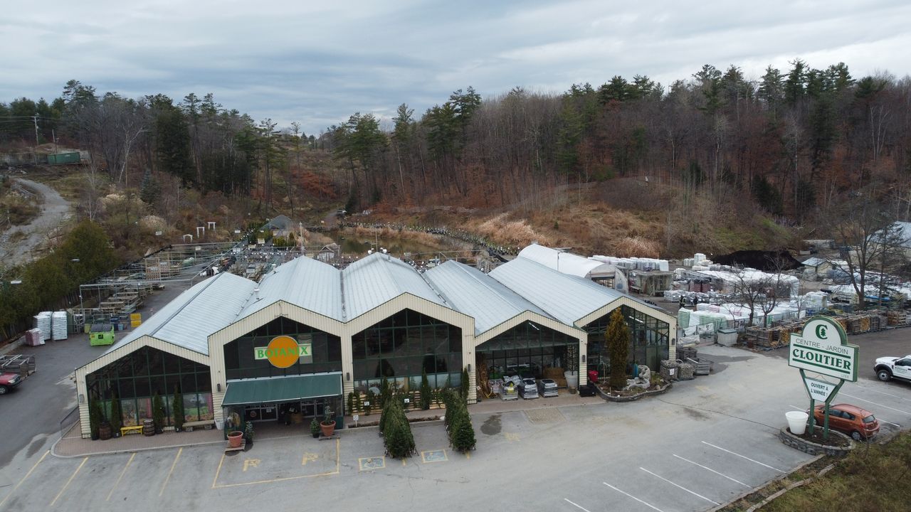 Centre Jardin Cloutier Botanix — Aménagement paysager à Chelsea
