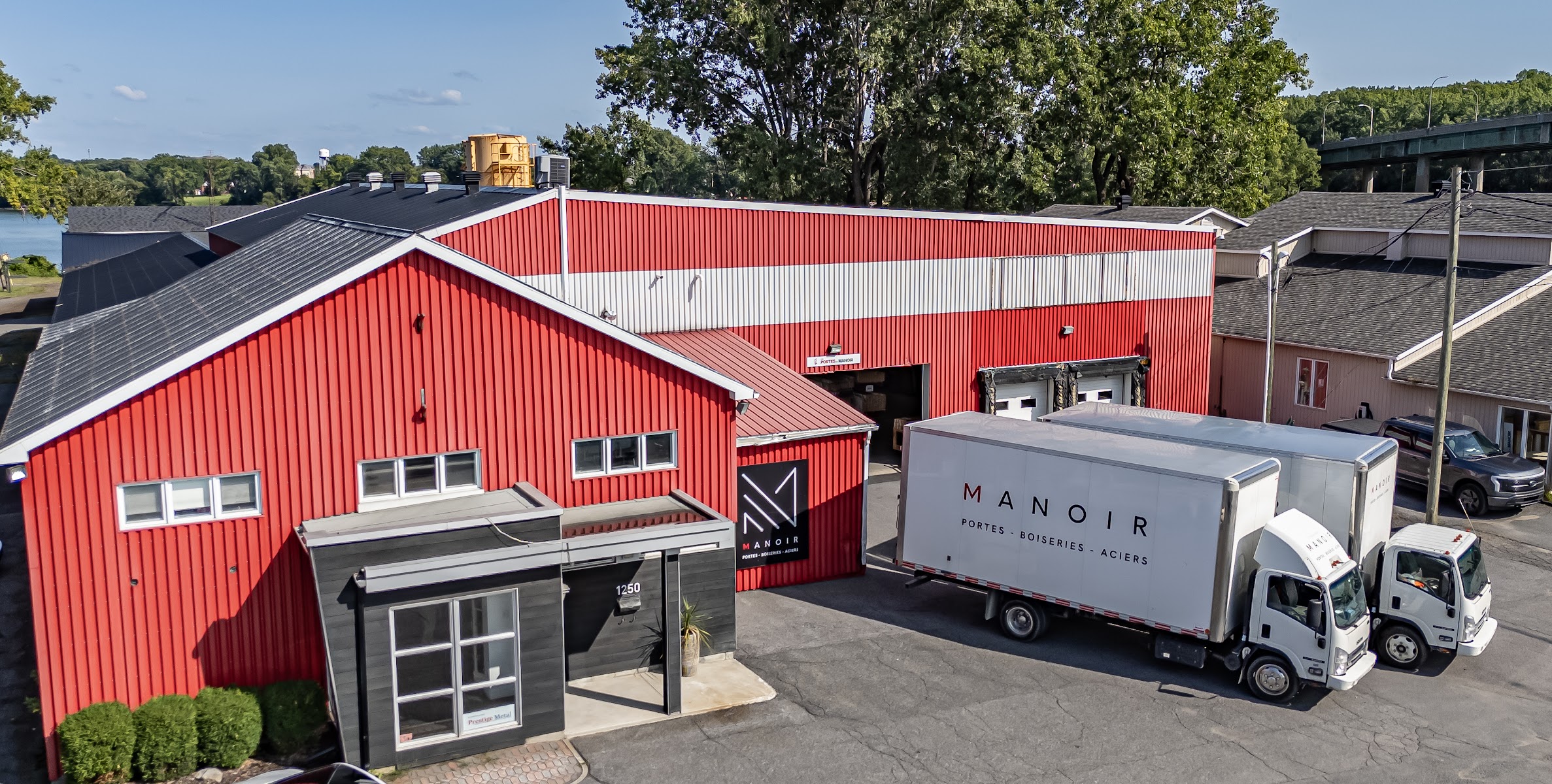 Portes Du Manoir Inc — Portes et fenêtres à Sorel-Tracy