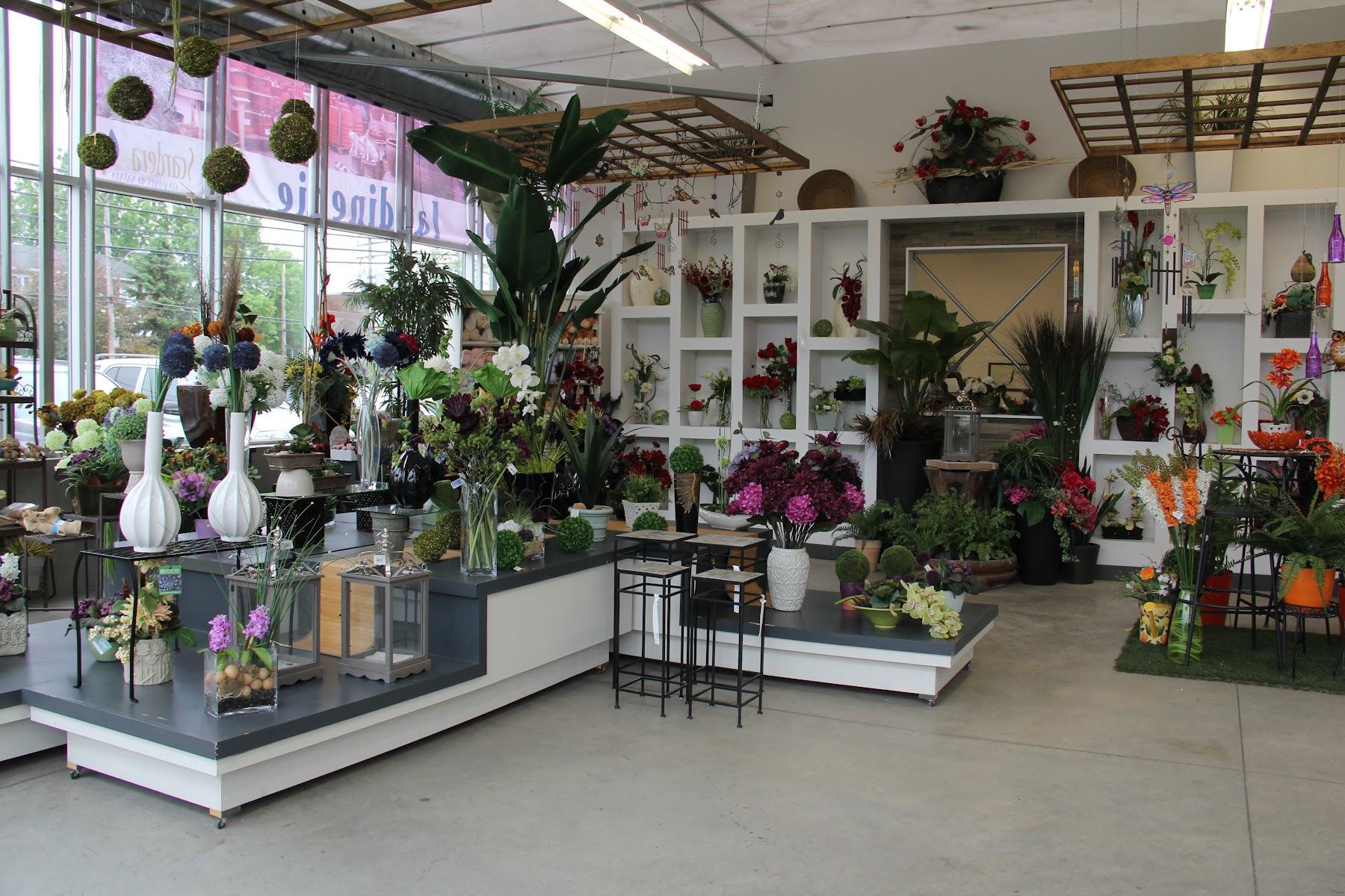 Scardera Fleurs et Jardins — Aménagement paysager à Boucherville