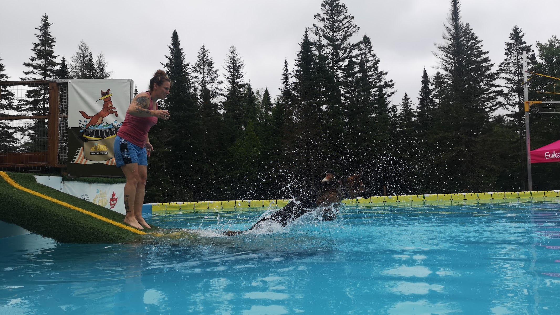 Le Saut d'Eau — Piscine à Saint-Raymond