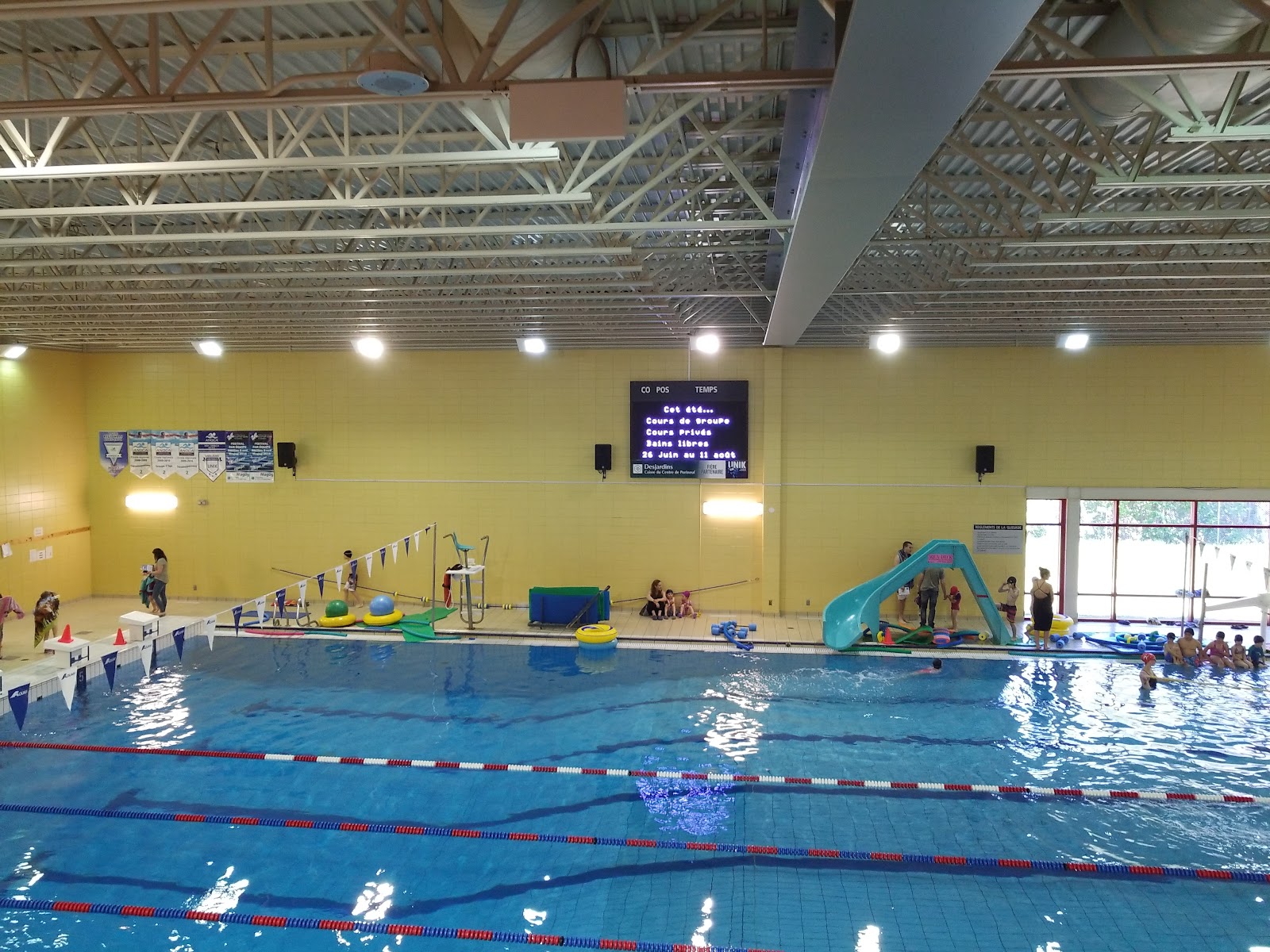 Piscine Pont-Rouge — Piscine à Pont-Rouge