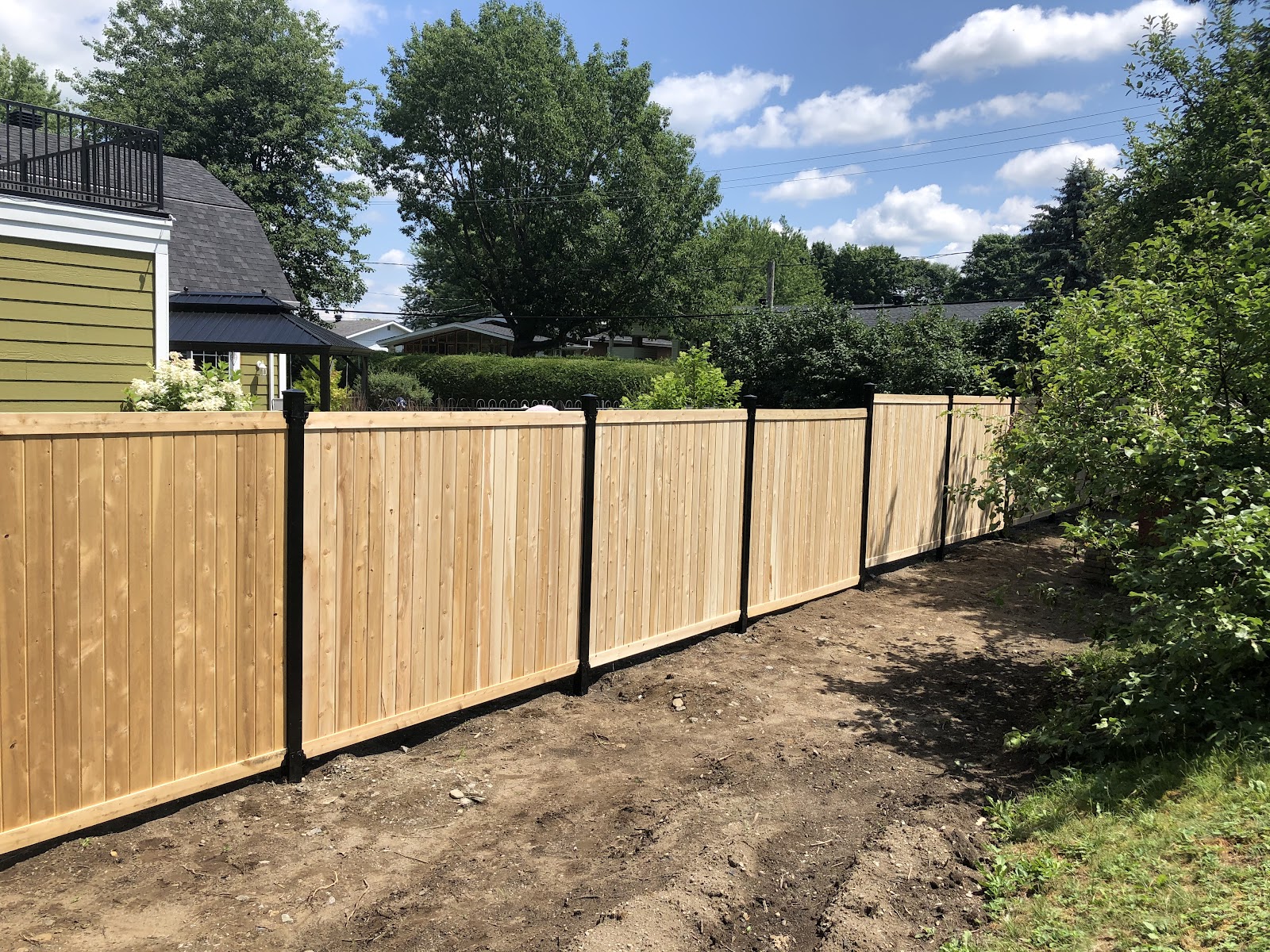 Clôtures Victo inc — Spécialiste en clôtures à Victoriaville