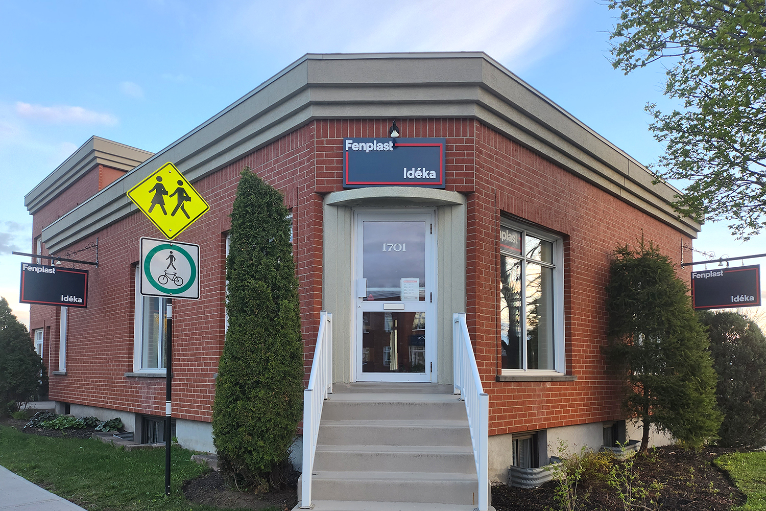 Fenplast - Idéka Portes et fenêtres | Saint-Bruno — Portes et fenêtres à Saint-Bruno-de-Montarville