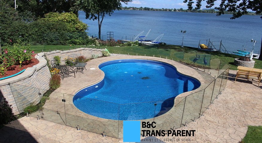 Rampe en Verre | Prix Imbattable | Clôture piscine | LAVAL — Spécialiste en clôtures à Laval