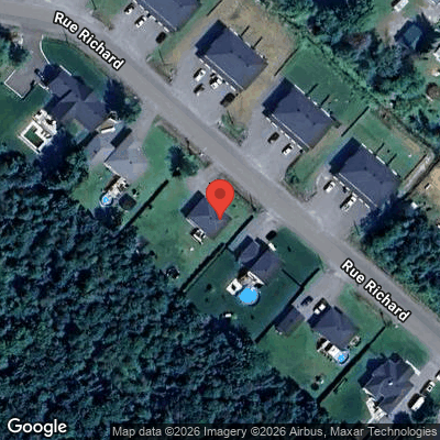 3251 Rue Richard