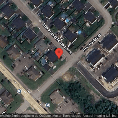 2703 Rue Courbet