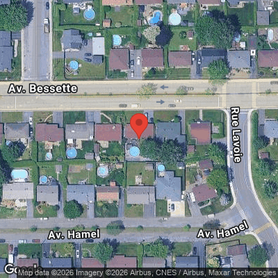 301 Avenue Bessette