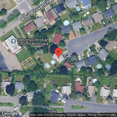 5715 Rue Véronique