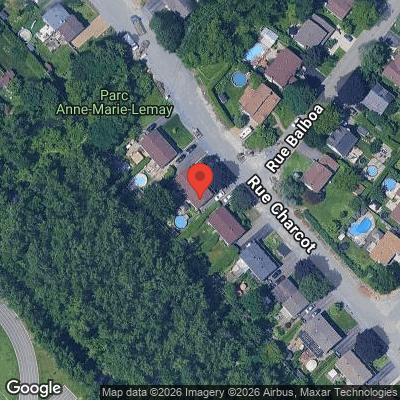898 Rue Charcot